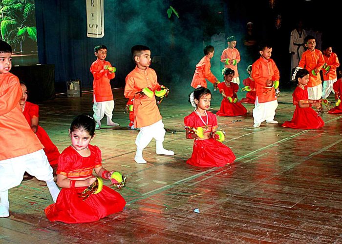 English Medium School in Camp Pune